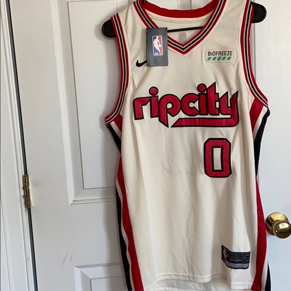 damian lillard stitched jersey